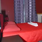 Hotel Des Arcades 2*