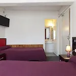 Des Arcades Hotel Ruão