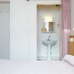 Hotel Des Arcades 2*