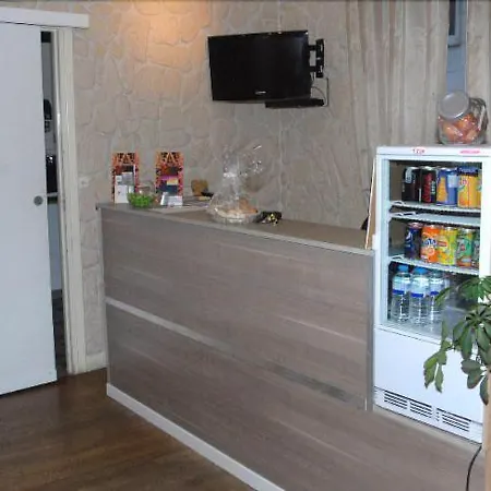 阿卡德斯酒店 酒店 2*