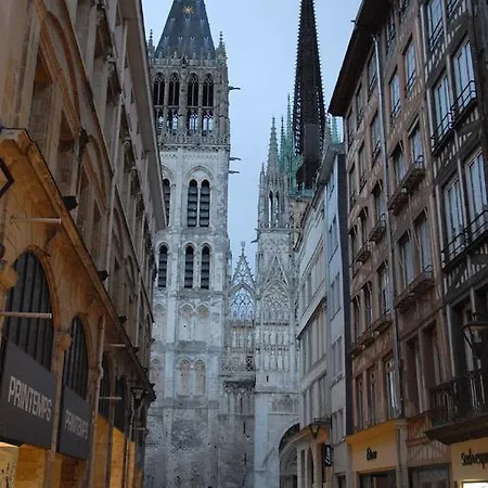 מלון Des Arcades רואן