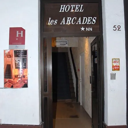 Des Arcades 2* Ρουέν