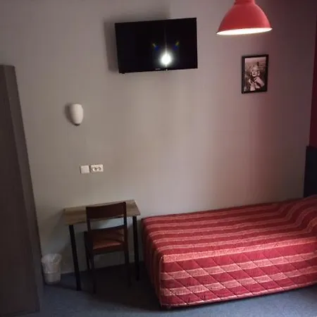 阿卡德斯酒店 酒店