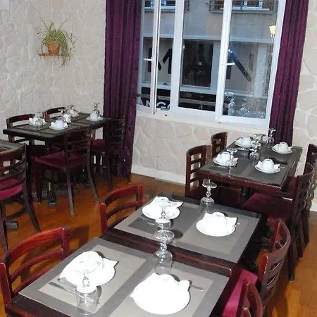 Hotel Les Arcades 2* Rouen