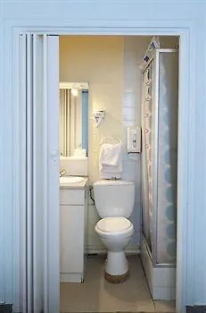 Des Arcades 2* רואן