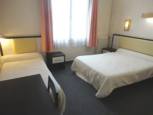 Des Arcades 2* רואן